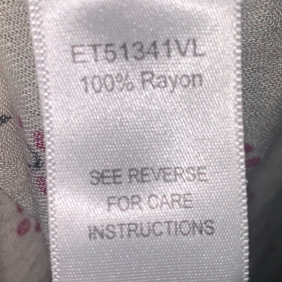 addie effortless boho crossover blouse with roll up & button sleeves - Picture 6 of 7